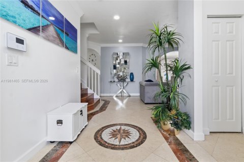 Купить виллу или дом в Хомстед, Флорида 5 спален, 232.35м2, № 2043501 - фото 3