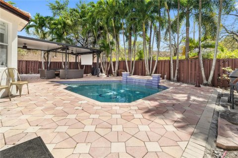 Купить виллу или дом в Хомстед, Флорида 5 спален, 232.35м2, № 2043501 - фото 26