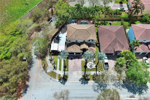 Купить виллу или дом в Хомстед, Флорида 5 спален, 232.35м2, № 2043501 - фото 28
