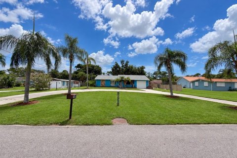 Casa en Englewood, Florida 2 dormitorios, 110 m2 № 2377902