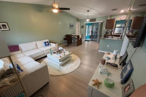 Casa en venta en Englewood, Florida, 2 dormitorios, 110 m2 № 2377902 - foto 3