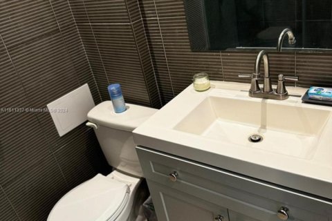Condominio en venta en Miami Beach, Florida, 26.94 m2 № 1730021 - foto 8