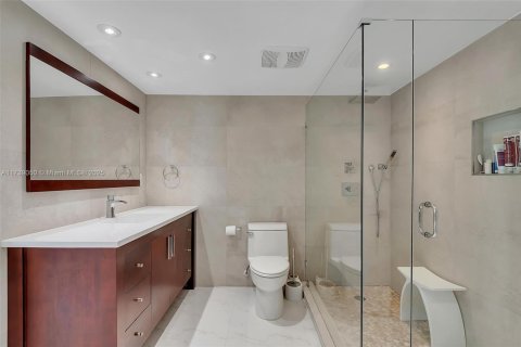 Condominio en alquiler en Miami Beach, Florida, 2 dormitorios, 137.5 m2 № 1487326 - foto 15