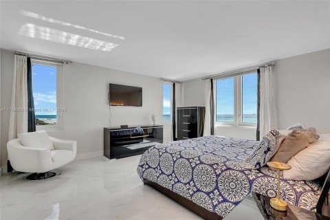 Condominio en alquiler en Miami Beach, Florida, 2 dormitorios, 137.5 m2 № 1487326 - foto 11