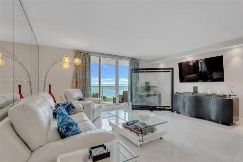 Condominio en alquiler en Miami Beach, Florida, 2 dormitorios, 137.5 m2 № 1487326 - foto 9