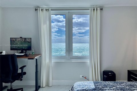 Condominio en alquiler en Miami Beach, Florida, 2 dormitorios, 137.5 m2 № 1487326 - foto 19