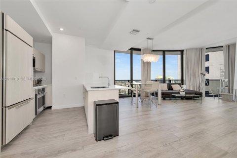 Copropriété à louer à Miami, Floride: 2 chambres, 97.45 m2 № 2076040 - photo 5