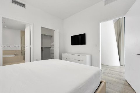 Copropriété à louer à Miami, Floride: 2 chambres, 97.45 m2 № 2076040 - photo 18