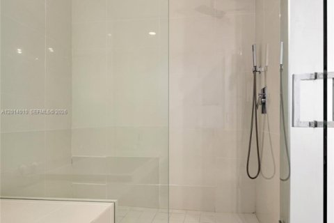 Copropriété à louer à Miami, Floride: 2 chambres, 97.45 m2 № 2076040 - photo 20