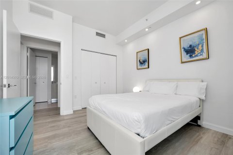 Copropriété à louer à Miami, Floride: 2 chambres, 97.45 m2 № 2076040 - photo 13