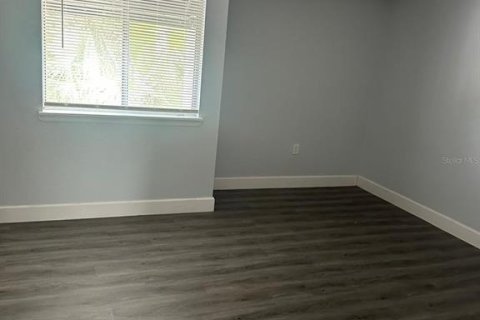 Condo in Orlando, Florida, 2 bedrooms  № 1801687 - photo 11