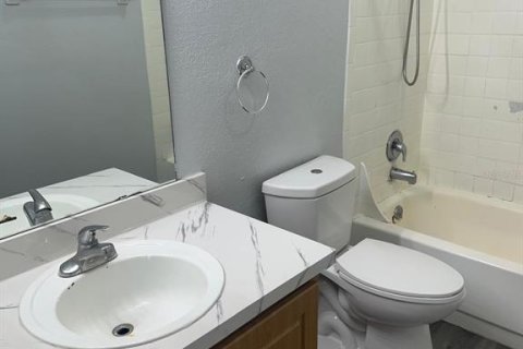 Condominio en alquiler en Orlando, Florida, 2 dormitorios, 112.78 m2 № 1801687 - foto 10