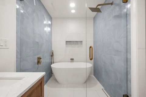 Casa en venta en Clearwater, Florida, 3 dormitorios, 164.62 m2 № 2217969 - foto 7