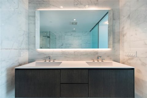 Condominio en venta en Miami Beach, Florida, 3 dormitorios, 198.16 m2 № 1861083 - foto 16