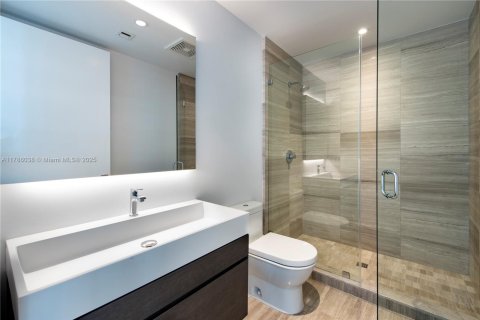 Condominio en venta en Miami Beach, Florida, 3 dormitorios, 198.16 m2 № 1861083 - foto 23