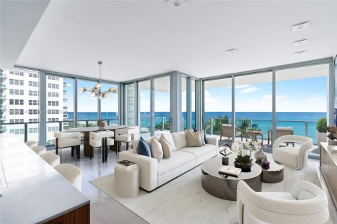 Condominio en venta en Miami Beach, Florida, 3 dormitorios, 198.16 m2 № 1861083 - foto 1