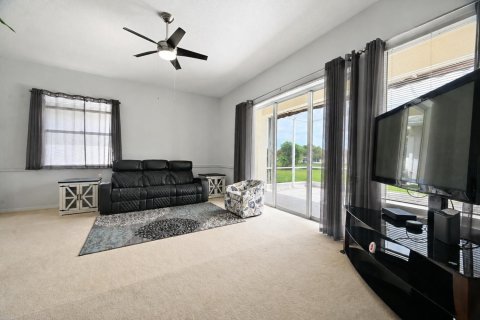 Casa en venta en Port St. Lucie, Florida, 2 dormitorios, 187.11 m2 № 2363552 - foto 19