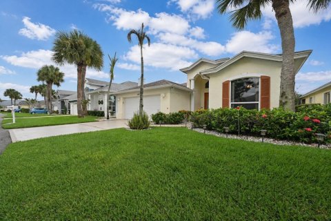 Casa en venta en Port St. Lucie, Florida, 2 dormitorios, 187.11 m2 № 2363552 - foto 3