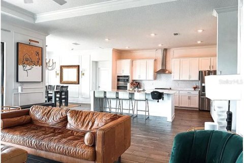 Купить виллу или дом в Ленд-о-Лейкс, Флорида 8 комнат, 337.14м2, № 2093295 - фото 11