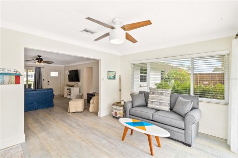 Casa en venta en Sarasota, Florida, 2 dormitorios, 120.4 m2 № 1875978 - foto 14