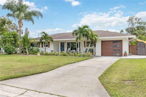 Casa en venta en Sarasota, Florida, 2 dormitorios, 120.4 m2 № 1875978 - foto 28