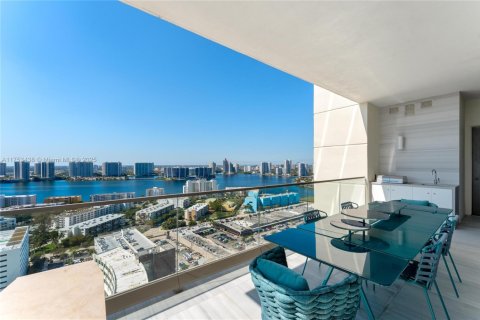 Condo in Sunny Isles Beach, Florida, 4 bedrooms  № 1707457 - photo 30