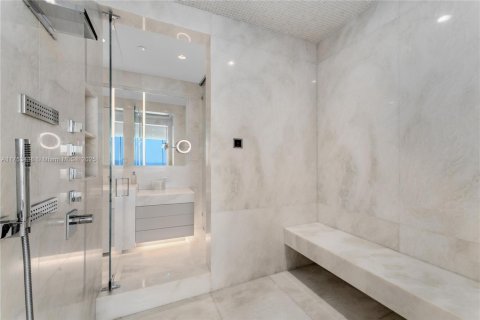 Condo in Sunny Isles Beach, Florida, 4 bedrooms  № 1707457 - photo 20