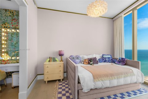 Condo in Sunny Isles Beach, Florida, 4 bedrooms  № 1707457 - photo 22