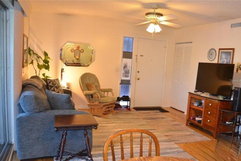 Copropriété à vendre à Clearwater, Floride: 2 chambres, 82.96 m2 № 2167526 - photo 4