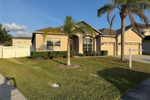 Casa en venta en Kissimmee, Florida, 4 dormitorios, 257.34 m2 № 1603213 - foto 3
