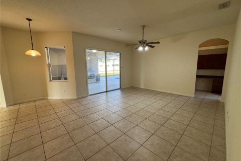 Casa en venta en Kissimmee, Florida, 4 dormitorios, 257.34 m2 № 1603213 - foto 11