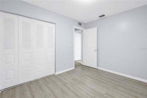 House in Seminole, Florida 3 bedrooms, 107.21 sq.m. № 1790068 - photo 21