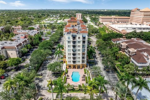 Condo in Miami, Florida, 2 bedrooms  № 2068113 - photo 3