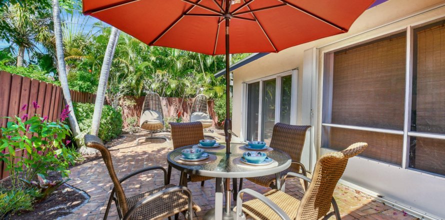 Casa en Delray Beach, Florida 3 dormitorios, 176.51 m2 № 1155491
