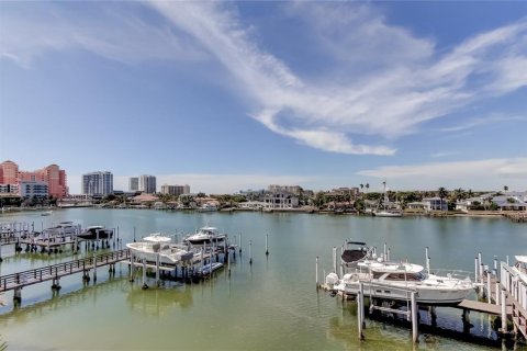 Adosado en venta en Clearwater, Florida, 3 dormitorios, 236.99 m2 № 2351690 - foto 20