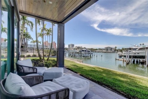 Adosado en venta en Clearwater, Florida, 3 dormitorios, 236.99 m2 № 2351690 - foto 23