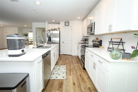 Villa ou maison à vendre à Mount Dora, Floride: 5 chambres, 241.45 m2 № 2405567 - photo 12