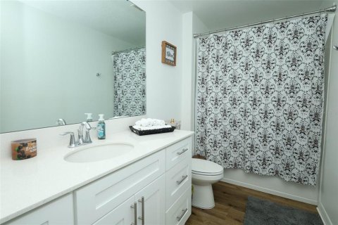 Villa ou maison à vendre à Mount Dora, Floride: 5 chambres, 241.45 m2 № 2405567 - photo 23
