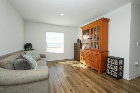 Villa ou maison à vendre à Mount Dora, Floride: 5 chambres, 241.45 m2 № 2405567 - photo 11