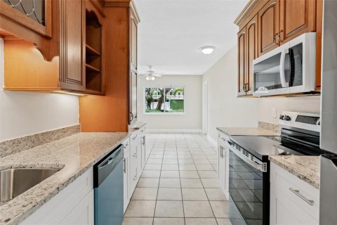 Apartamento en alquiler en Indian Rocks Beach, Florida, 2 dormitorios, 67.73 m2 № 1911895 - foto 8