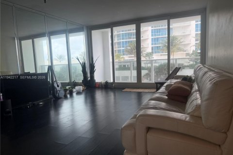 Condominio en venta en Hollywood, Florida, 2 dormitorios, 102.19 m2 № 1999921 - foto 22