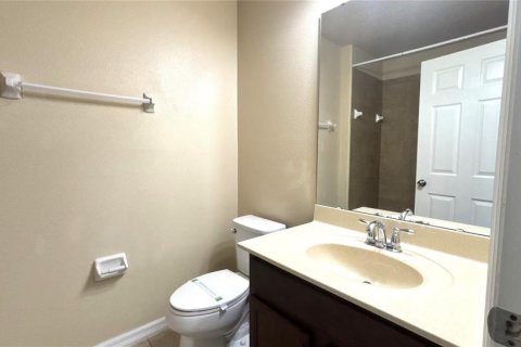 Townhouse in Windermere, Florida 3 bedrooms, 143.07 sq.m. № 1918175 - photo 20