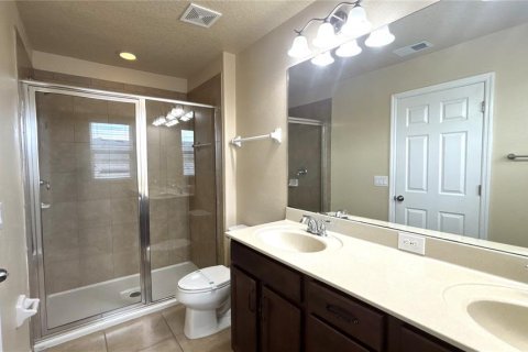 Townhouse in Windermere, Florida 3 bedrooms, 143.07 sq.m. № 1918175 - photo 18