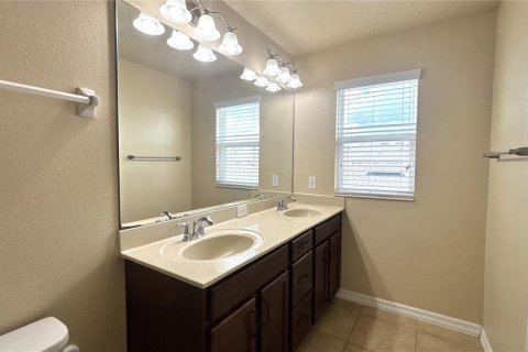 Townhouse in Windermere, Florida 3 bedrooms, 143.07 sq.m. № 1918175 - photo 19