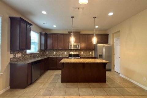 Townhouse in Windermere, Florida 3 bedrooms, 143.07 sq.m. № 1918175 - photo 9