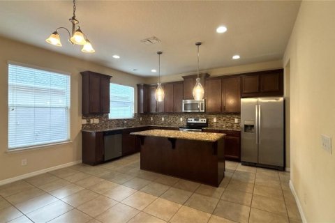 Townhouse in Windermere, Florida 3 bedrooms, 143.07 sq.m. № 1918175 - photo 10