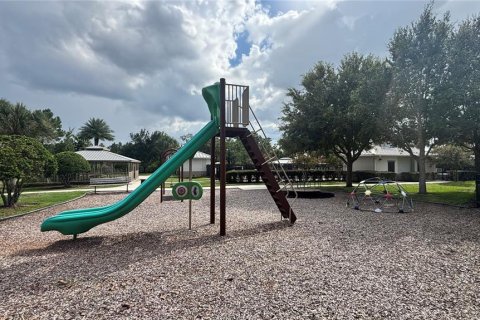 Townhouse in Windermere, Florida 3 bedrooms, 143.07 sq.m. № 1918175 - photo 7