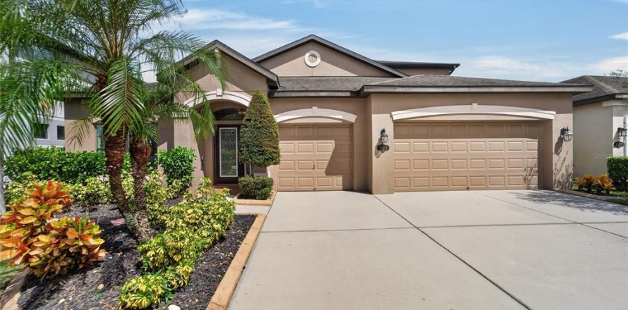 Villa ou maison à Riverview, Floride 4 chambres, 293.29 m2 № 2403376