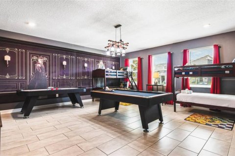 Casa en venta en Kissimmee, Florida, 6 dormitorios, 349.31 m2 № 1722369 - foto 13
