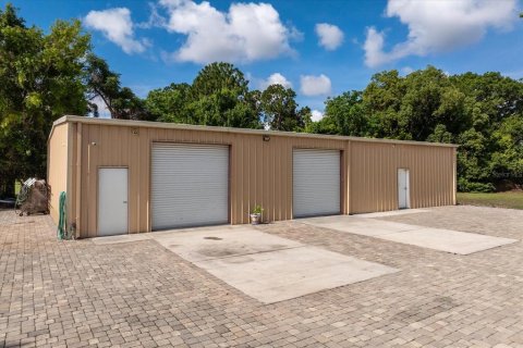 House in Altamonte Springs, Florida 5 bedrooms, 323.49 sq.m. № 2101091 - photo 7
